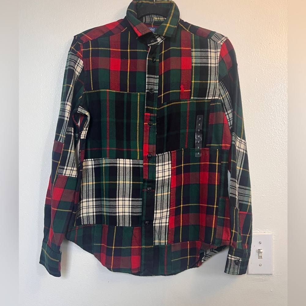 Women's  patchPlaid Button Down Shirt - Red, Green, Black
